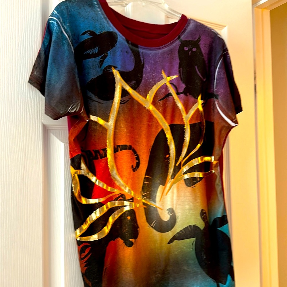 Disney Rivers of Light Animal Kingdom Women’s Short Sleeve T - size XL
